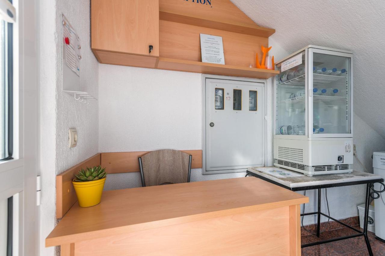 Apartmani Nena 扎达尔 外观 照片