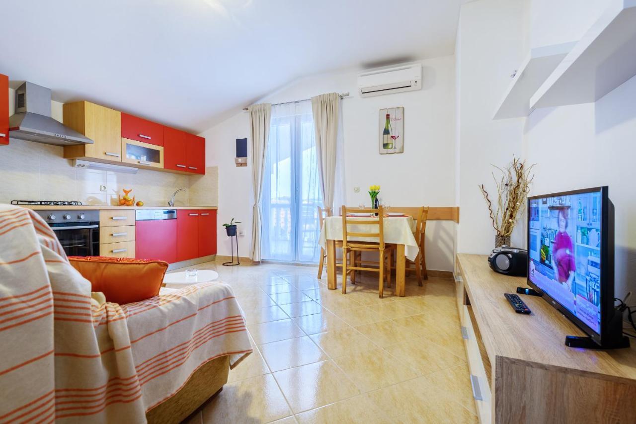 Apartmani Nena 扎达尔 外观 照片