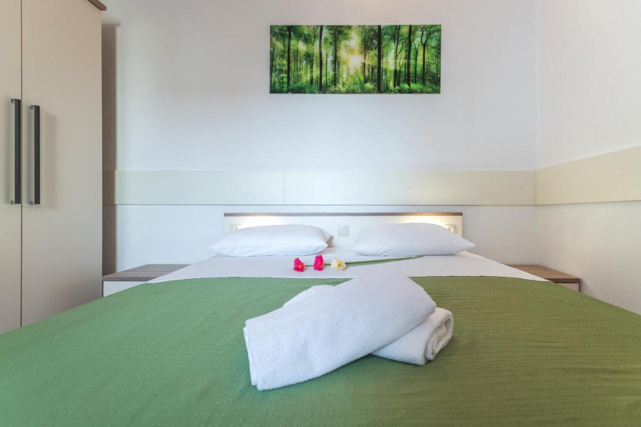 Apartmani Nena 扎达尔 外观 照片
