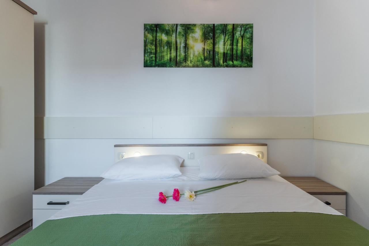 Apartmani Nena 扎达尔 外观 照片
