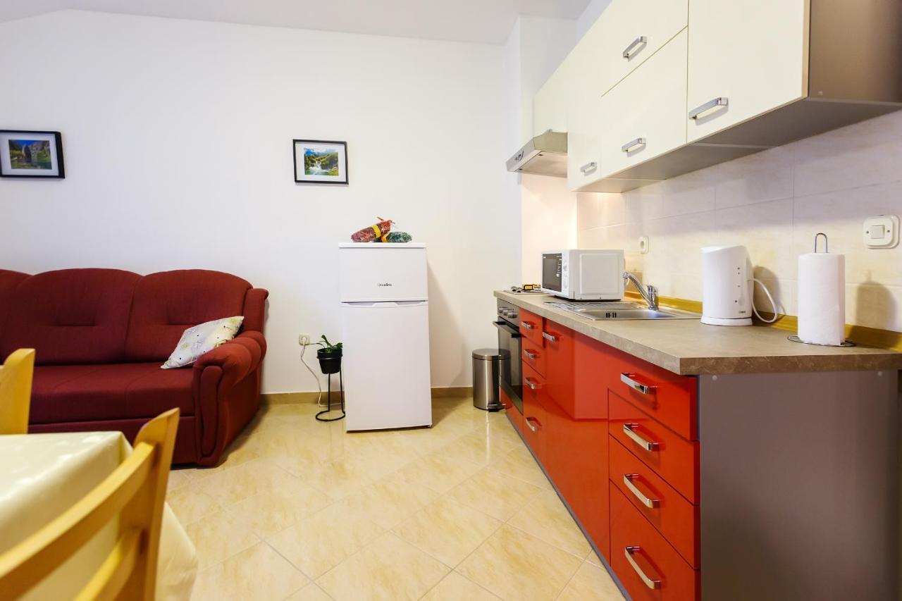 Apartmani Nena 扎达尔 外观 照片