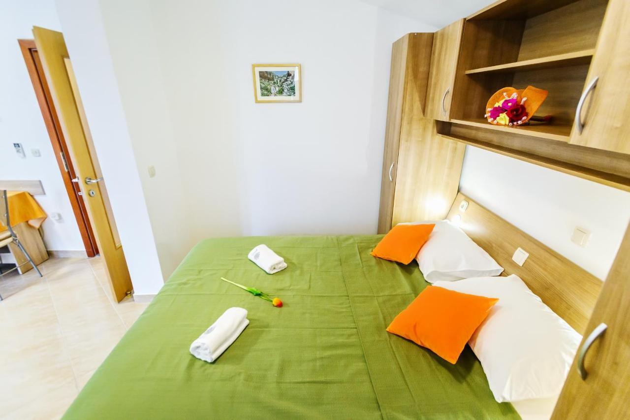 Apartmani Nena 扎达尔 外观 照片